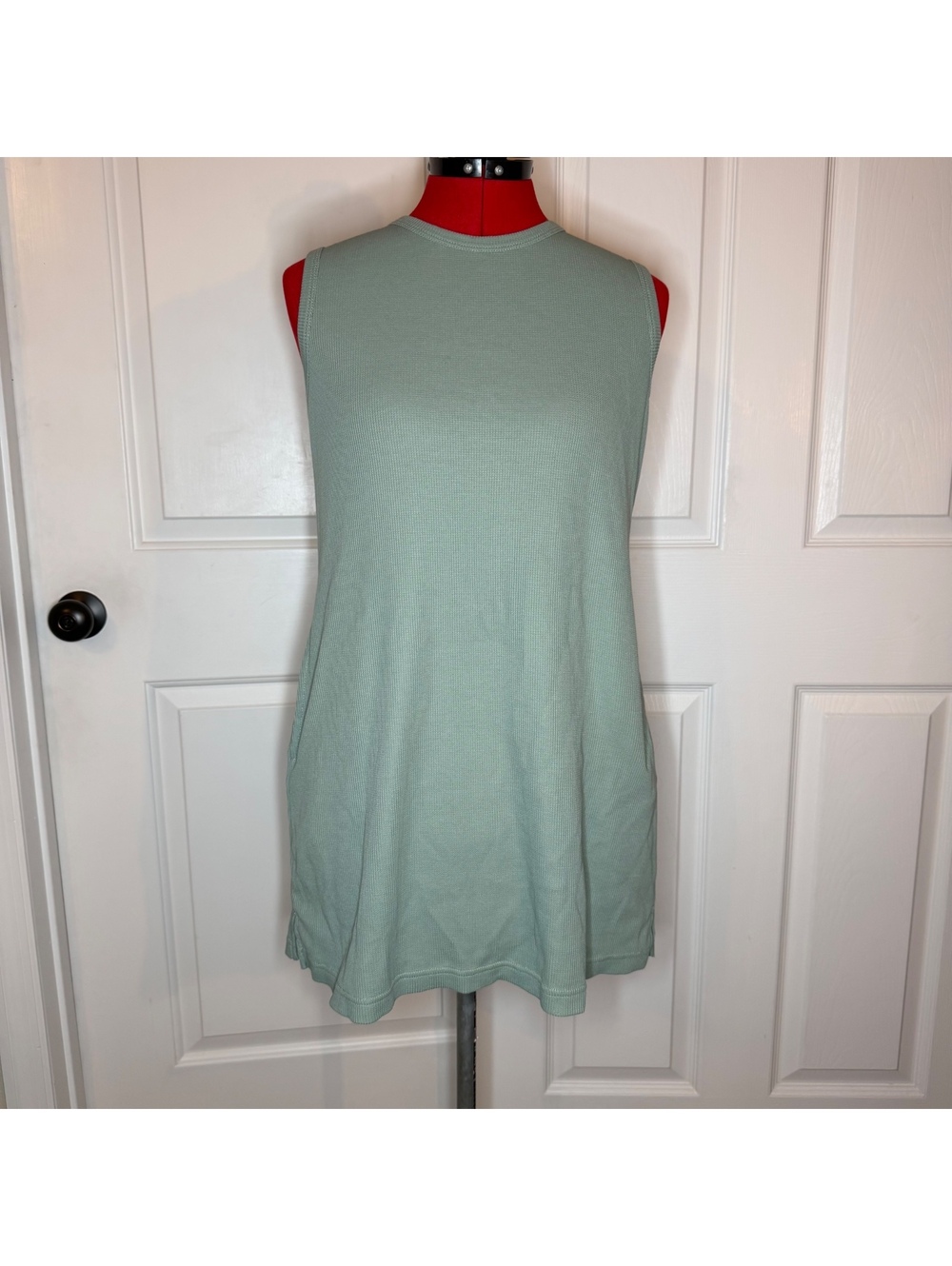 Halara Sleeveless Waffle Knit Sage Green Mini Shift Dress Pockets Women’s S